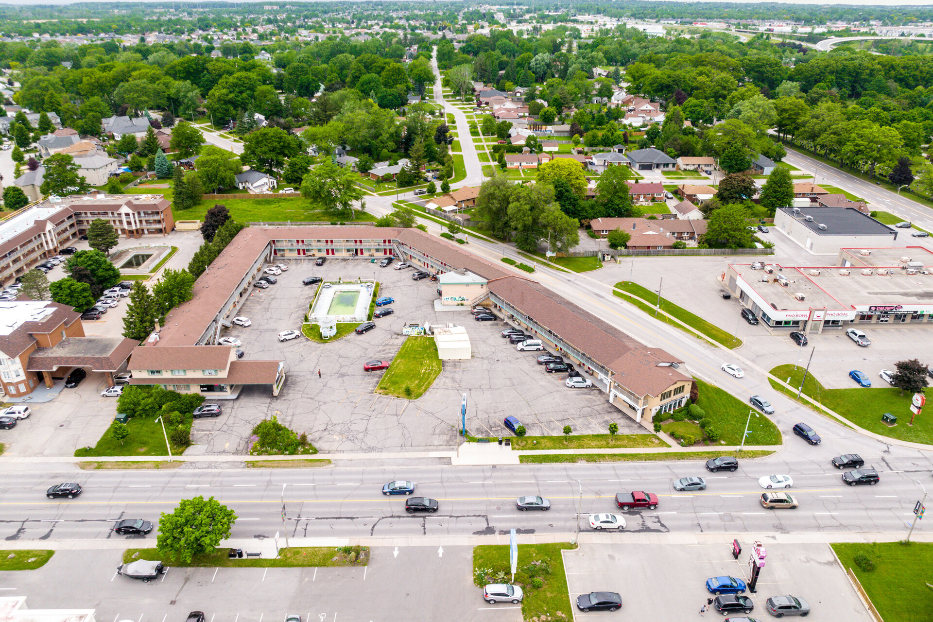 7701 Lundy’s Lane, Niagara Falls Realmedia Tours