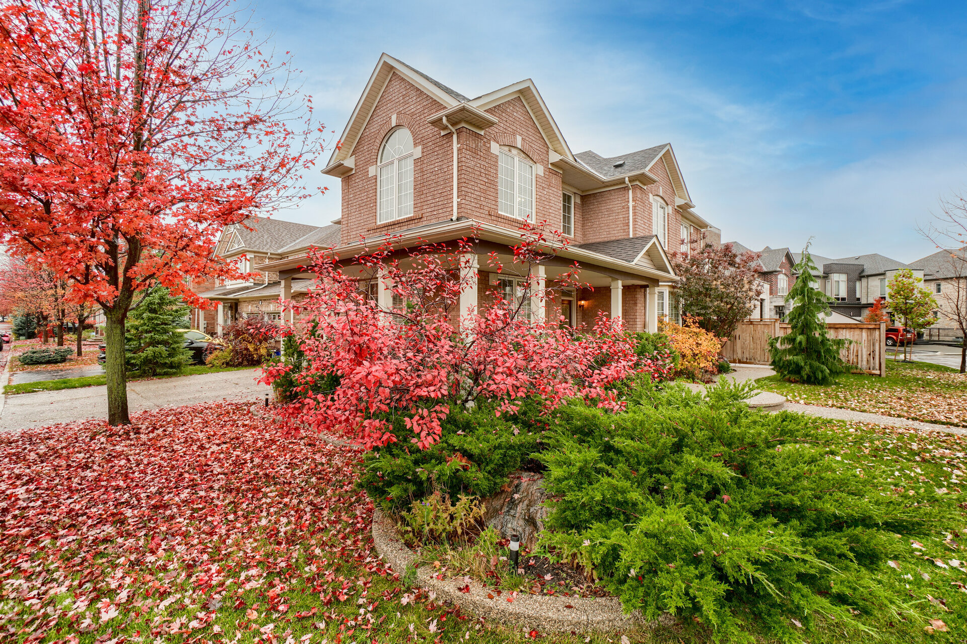 686 Tuxford Drive, Milton Realmedia Tours