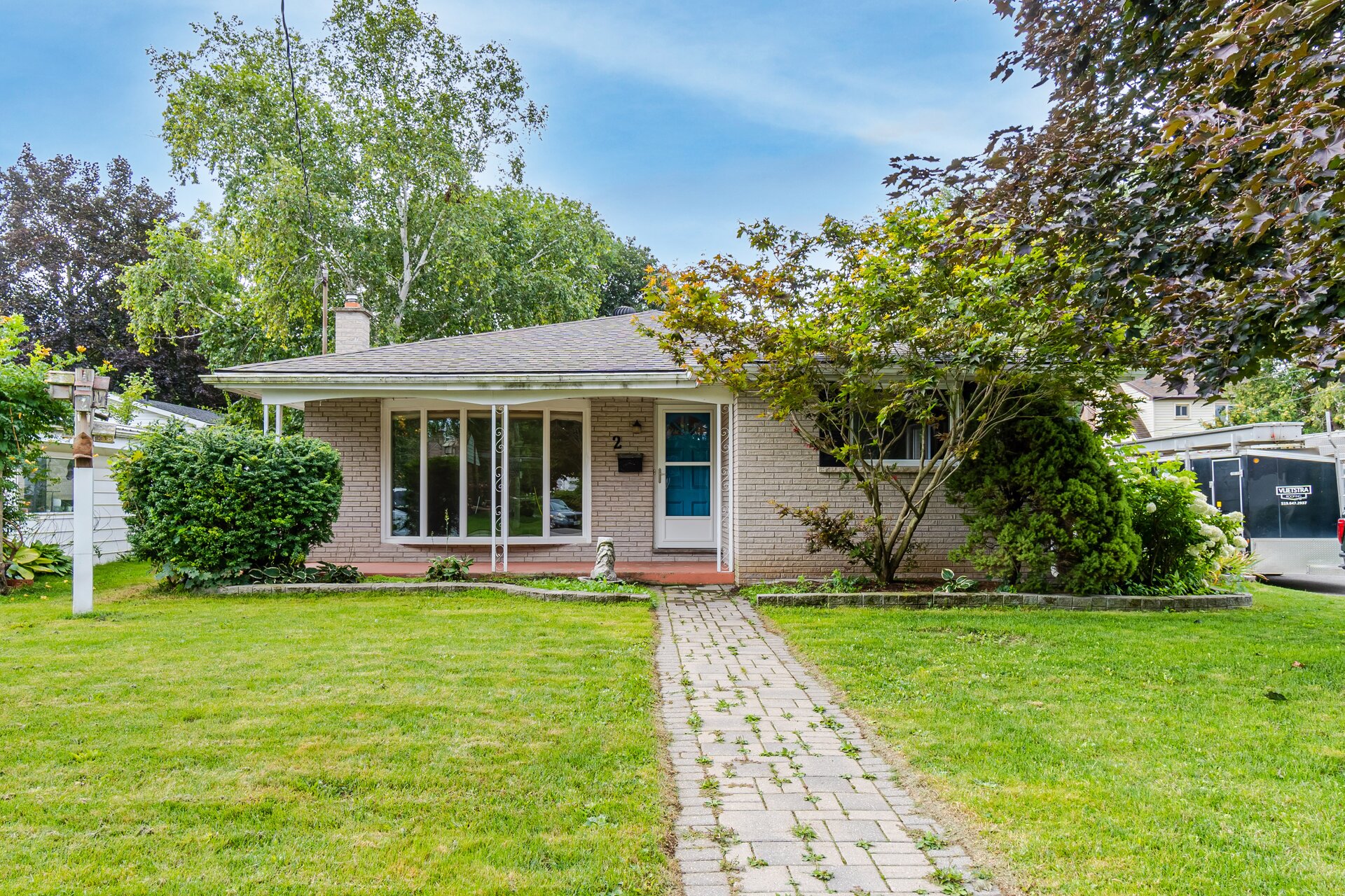 2 Robertson Avenue, Brantford Realmedia Tours