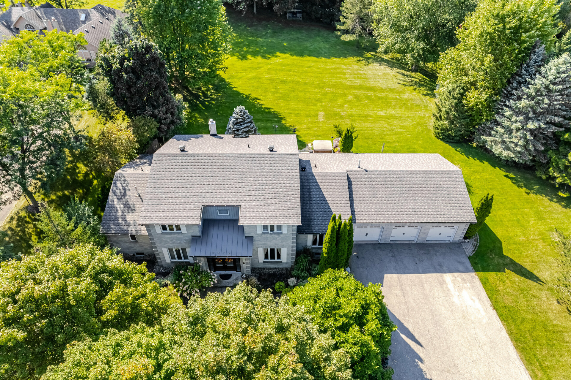 10 Country Lane Drive, Cedar Mills Realmedia Tours