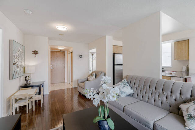 #1910-503 Beecroft Road, Toronto - photo 9