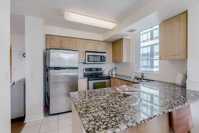 #1910-503 Beecroft Road, Toronto - photo 17