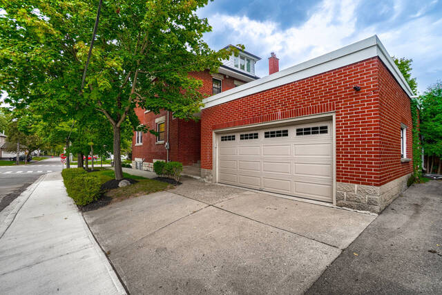 127 Main Street South, Brampton - photo 3