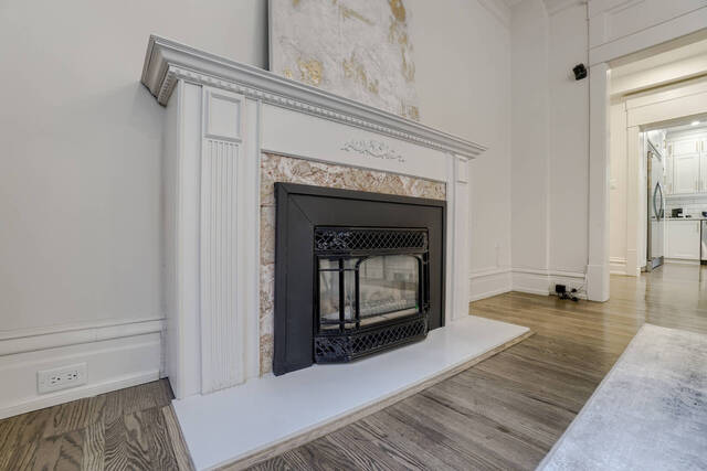 127 Main Street South, Brampton - photo 30