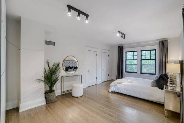 127 Main Street South, Brampton - photo 50