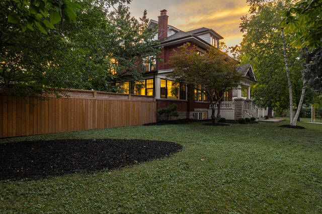 127 Main Street South, Brampton - photo 11