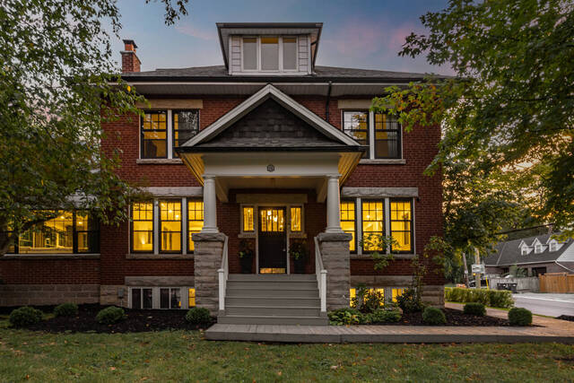 127 Main Street South, Brampton - photo 21