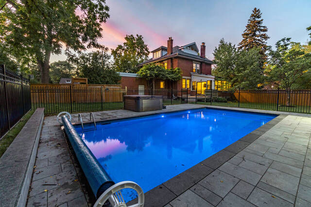 127 Main Street South, Brampton - photo 101