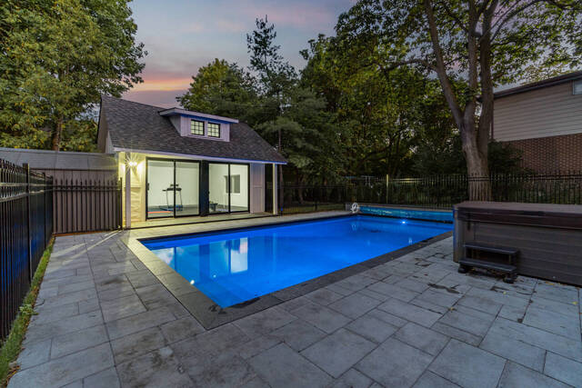 127 Main Street South, Brampton - photo 103