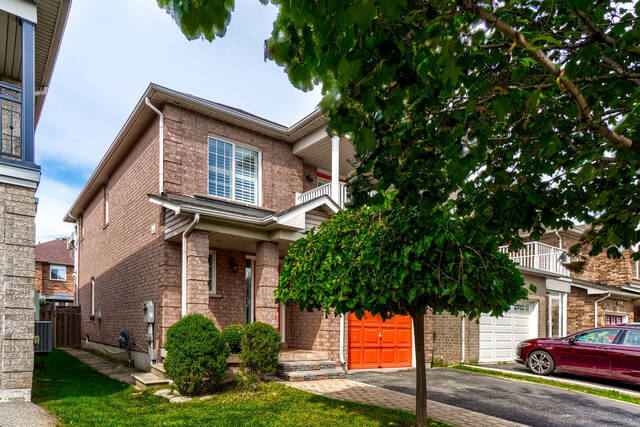 22 Hillsburgh Drive, Brampton - photo 3