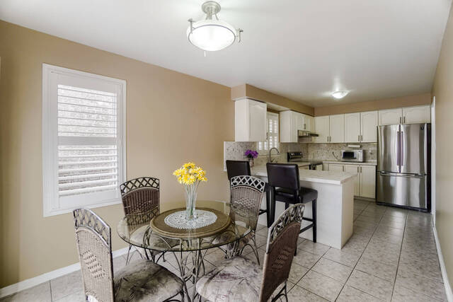 22 Hillsburgh Drive, Brampton - photo 15