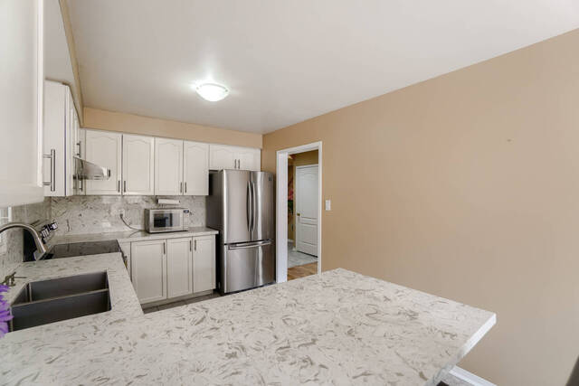 22 Hillsburgh Drive, Brampton - photo 18