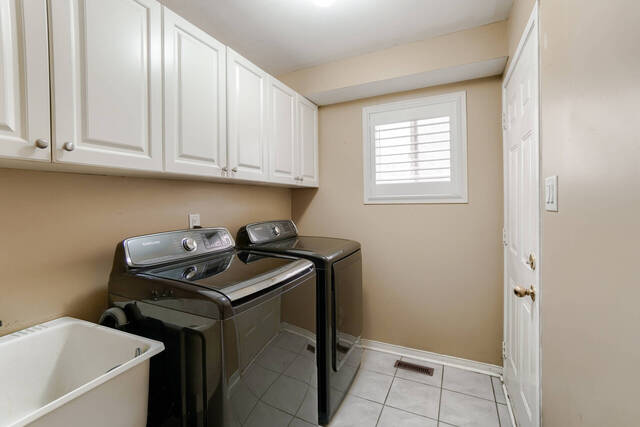 22 Hillsburgh Drive, Brampton - photo 20