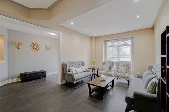 5 Regis Circle, Brampton - photo 7