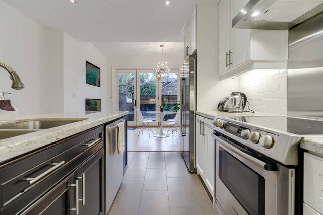 51 Macpherson Avenue, Toronto - photo 24
