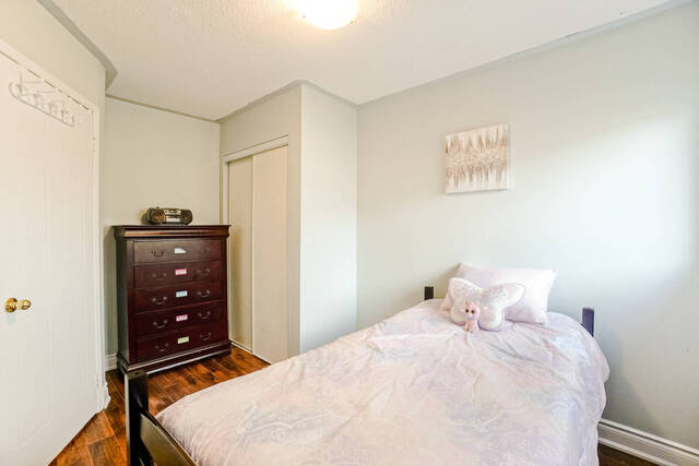 65 Goldenlight Circle, Brampton - photo 24