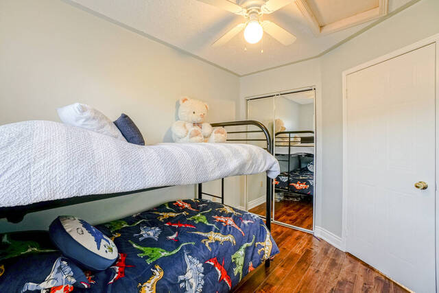 65 Goldenlight Circle, Brampton - photo 26