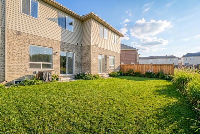 70 Bradbury Road, Hamilton - photo 32