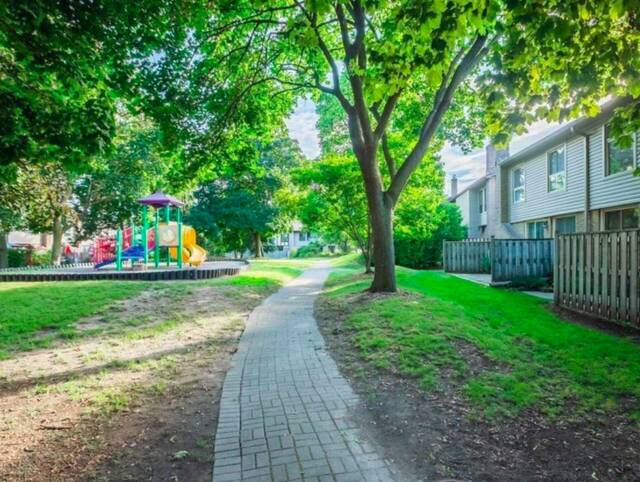 92 Greenwich Circle, Brampton - photo 41