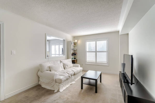 55 Blaydon Lane, Aurora - photo 21
