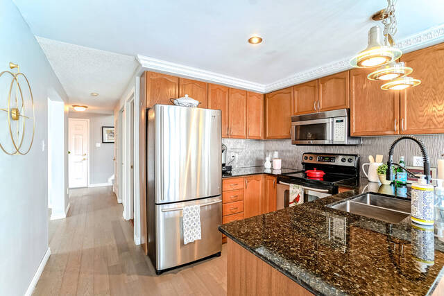 12 Robertson Street, Fergus - photo 16