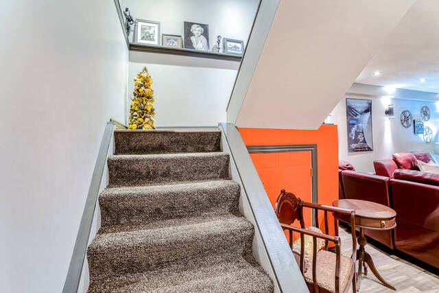 12 Robertson Street, Fergus - photo 32