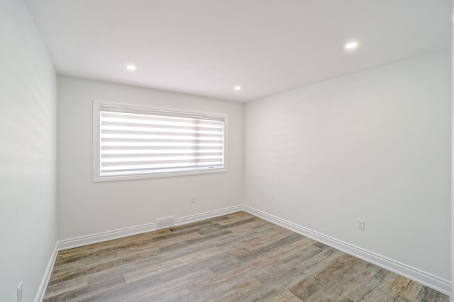 8 Marlborough Road, Guelph - photo 18