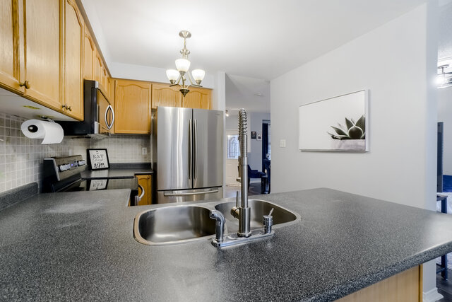 107 Russell Street, Georgetown - photo 16