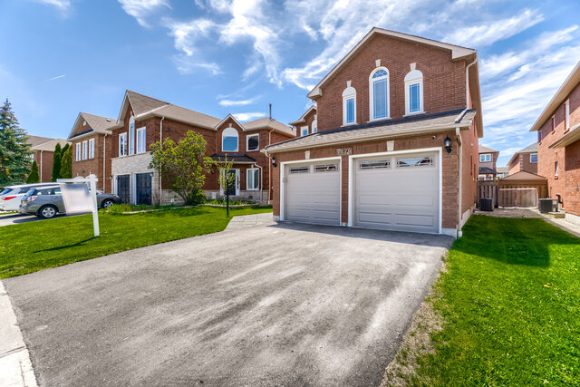 5370 Fallingbrook Drive, Mississauga - photo 3