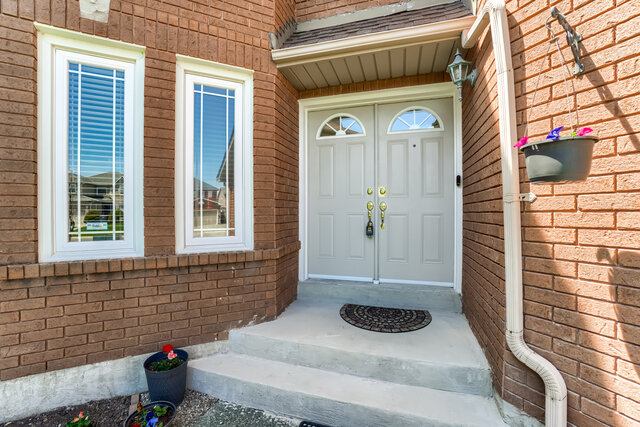 5370 Fallingbrook Drive, Mississauga - photo 4