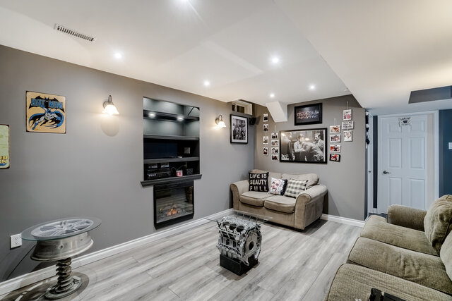 260 John W Taylor Avenue, Alliston - photo 44