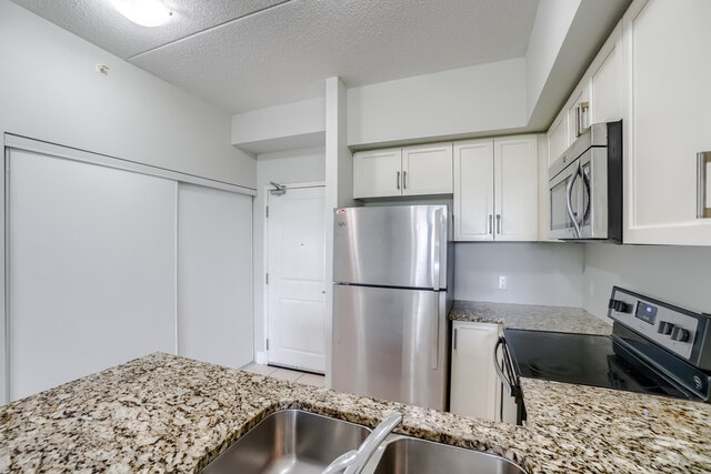 #105-640 Sauve Street, Milton - photo 12