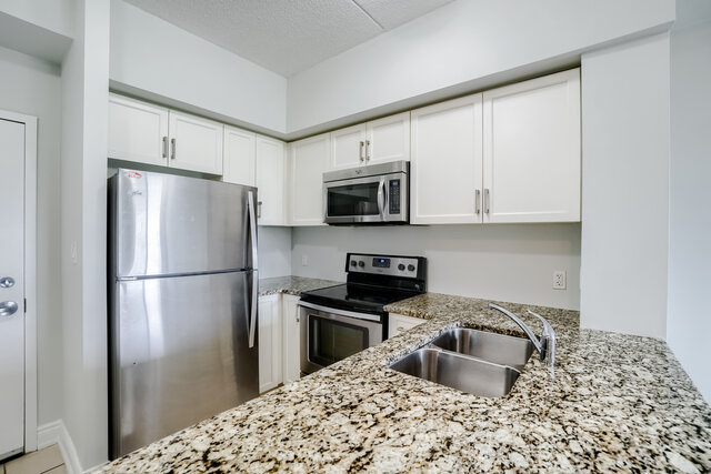 #105-640 Sauve Street, Milton - photo 13