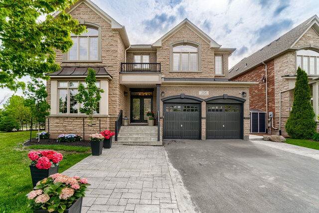 2320 Awenda Drive, Oakville - photo 1