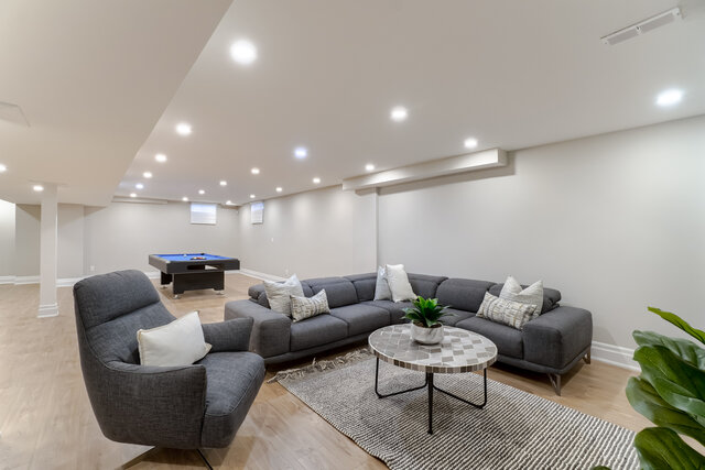 2320 Awenda Drive, Oakville - photo 59