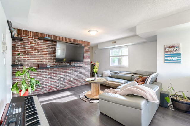 #9-133 Sydenham Wells, Barrie - photo 17