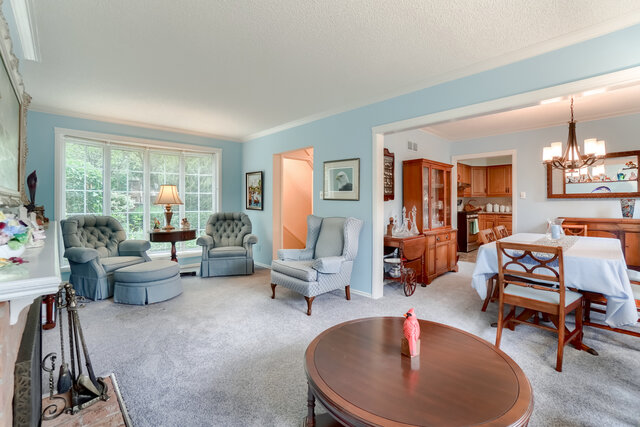 547 Arlington Boulevard, Burlington - photo 3