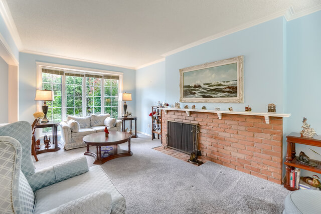 547 Arlington Boulevard, Burlington - photo 6