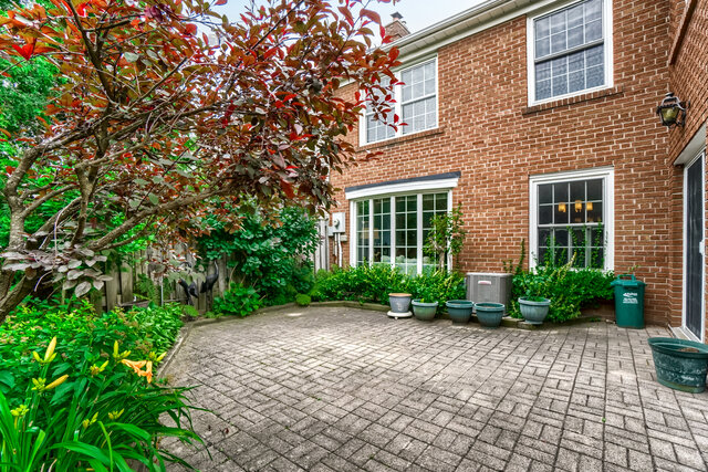 547 Arlington Boulevard, Burlington - photo 19