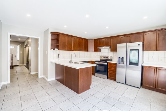 805 Yates Drive, Milton - photo 11