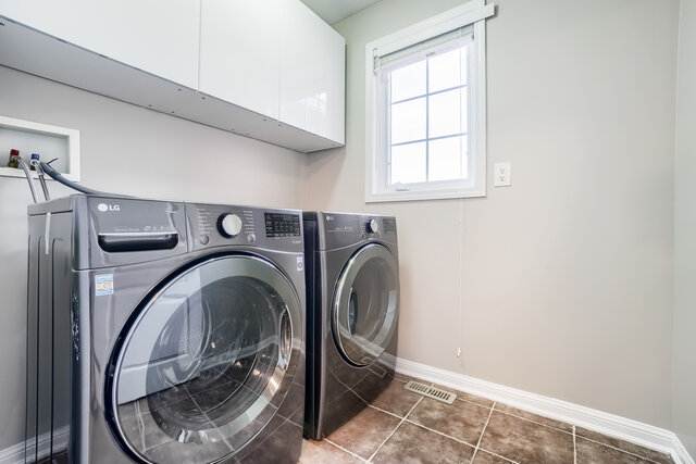 805 Yates Drive, Milton - photo 38