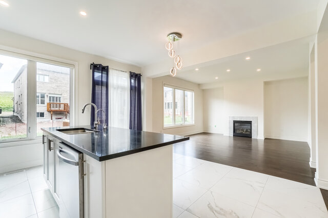 33 Holland Vista Street, East Gwillimbury - photo 14