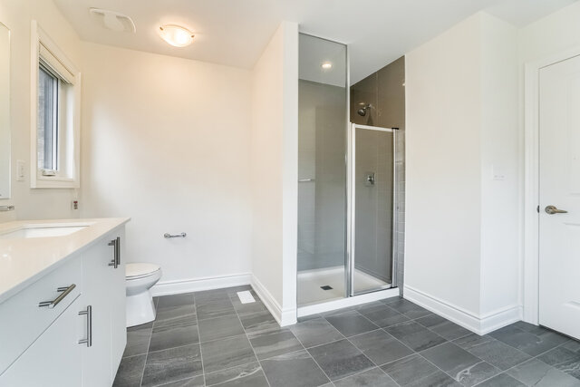 33 Holland Vista Street, East Gwillimbury - photo 32