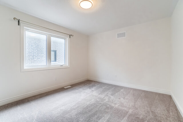 33 Holland Vista Street, East Gwillimbury - photo 41