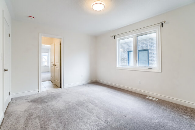 33 Holland Vista Street, East Gwillimbury - photo 42