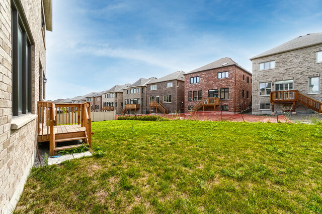 33 Holland Vista Street, East Gwillimbury - photo 47