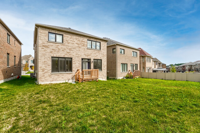 33 Holland Vista Street, East Gwillimbury - photo 49