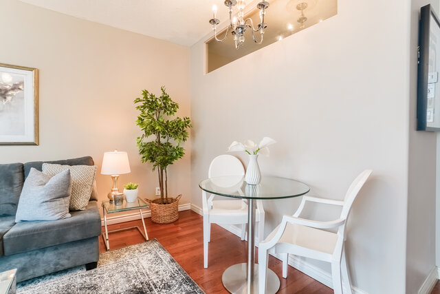 #1101-263 Wellington Street West, Toronto - photo 19