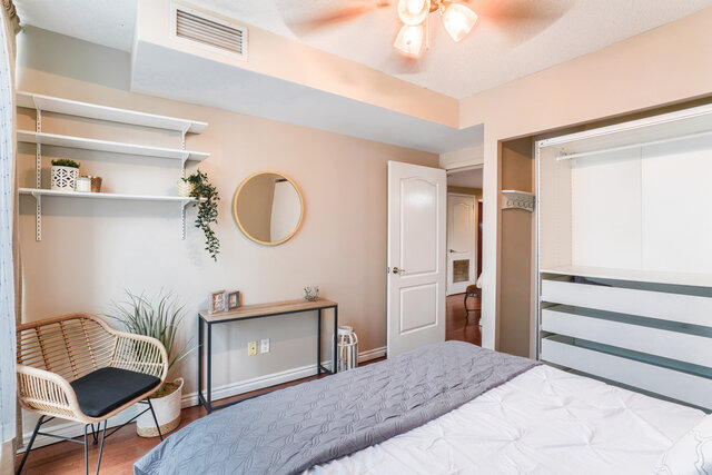 #1101-263 Wellington Street West, Toronto - photo 22