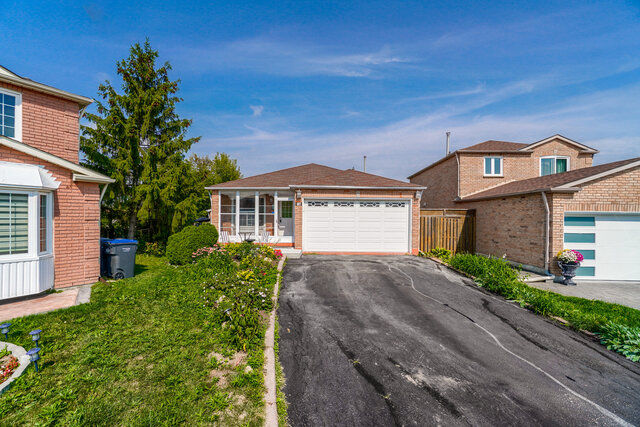 16 Kim Court, Brampton - photo 1